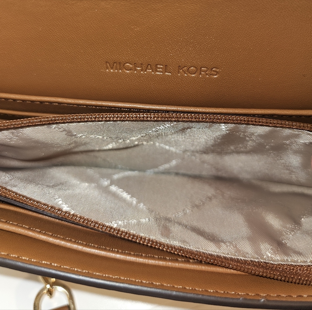 Michael Kors Brown and Floral Crossbody Bag EUC - Picture 4 of 8